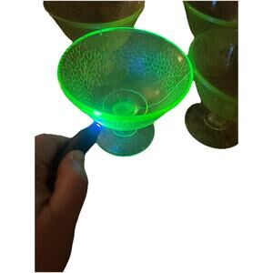 4 MCM LE SMITH URANIUM BY CRACKY GLASS STEMMED GLASS DISHES used